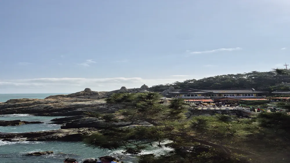 Haedong Yonggungsa and the Busan coast